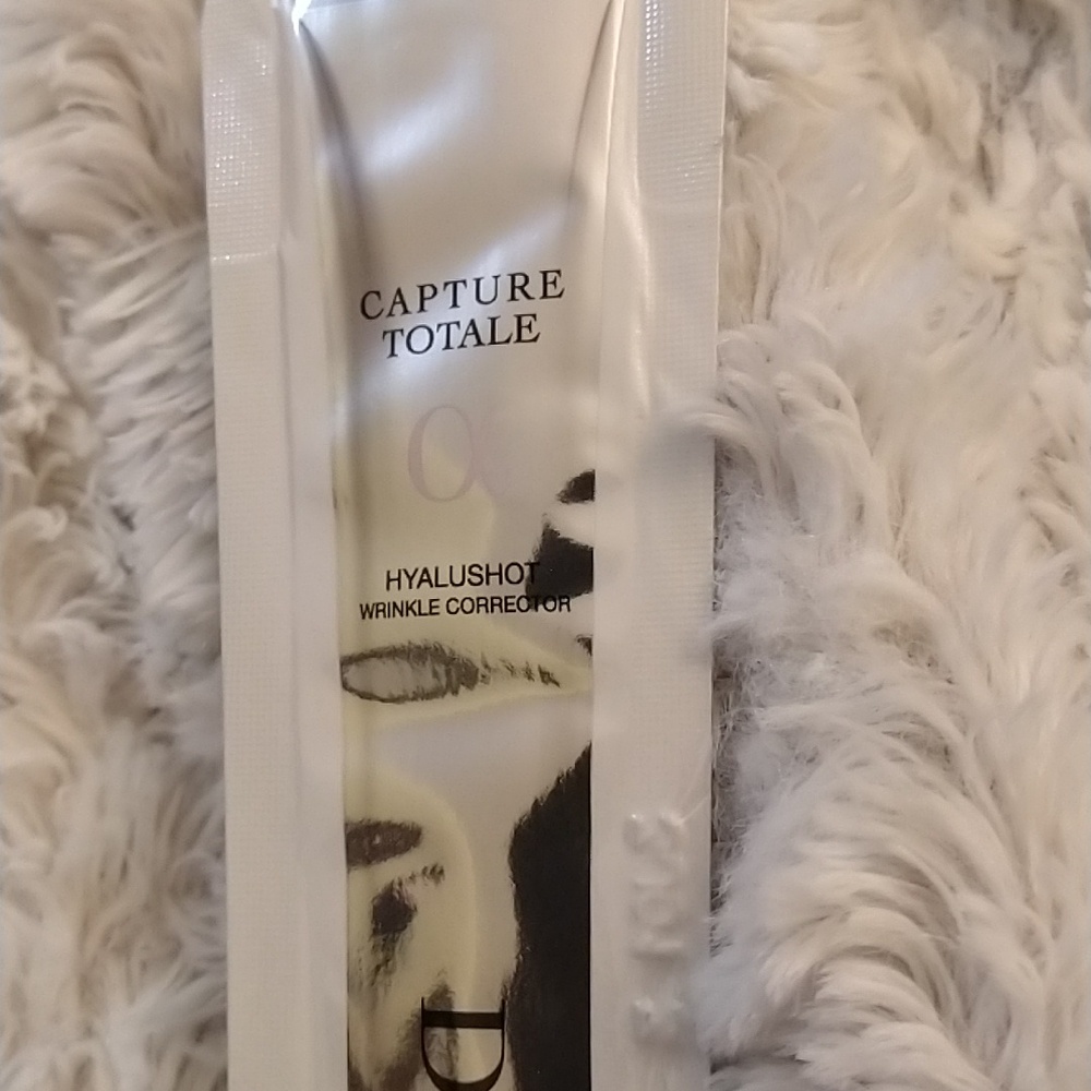 Dior Capture Totale Sampler Set - Picture 9 of 11
